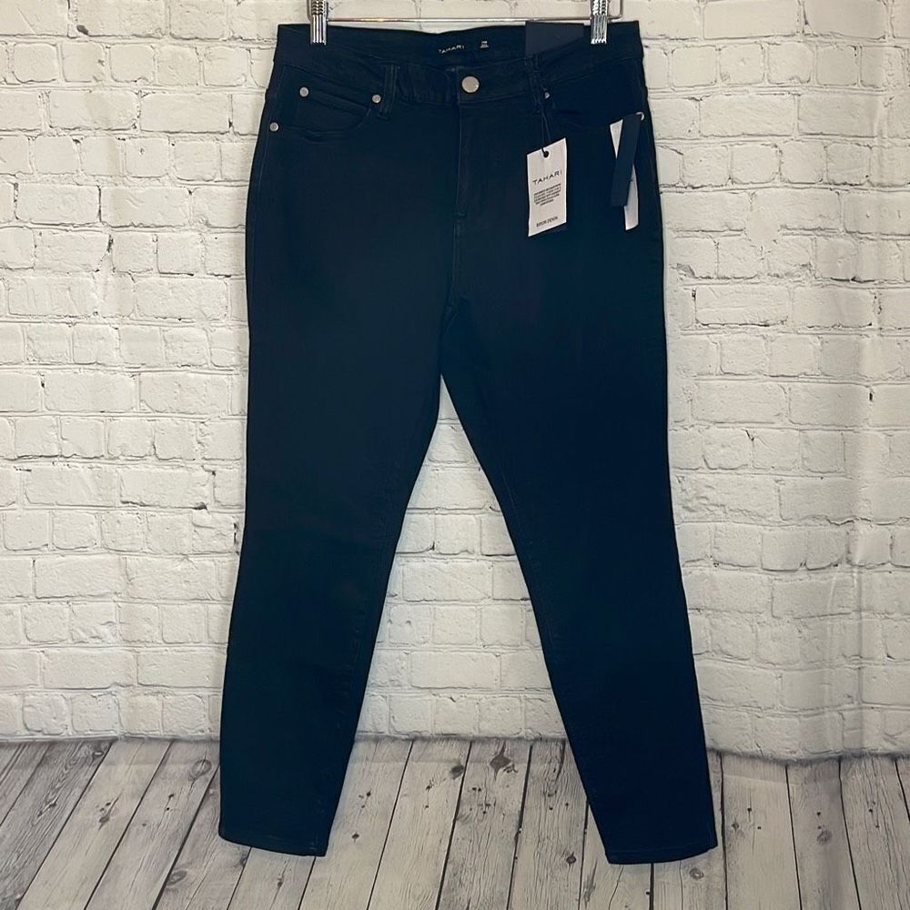 Tahari Women's Black Mid Rise Skinny Jeans size‎ 14w